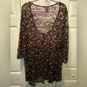 Torrid Black Lace top w/Gold Pink Flowers 4X Button Down Long Sleeve August 2016